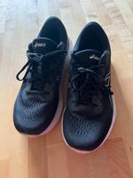 Laufschuhe Asics 44 Niedersachsen - Hameln Vorschau