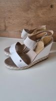 Tommy Hilfiger Elena Wedges, Espadrilles, Sandale weiß/ gold, 40 Baden-Württemberg - Sindelfingen Vorschau