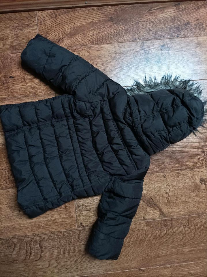 Winterjacke Größe 92 H&M in Kempten