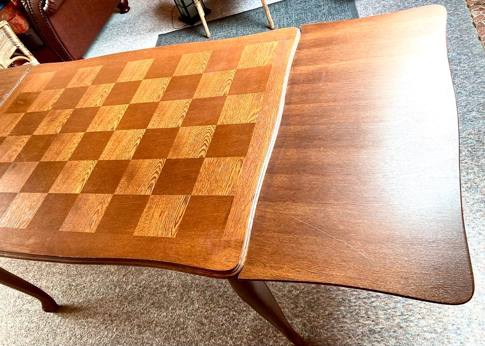 Holz Tisch Schachbrettmuster Antik Karo Holztisch ausziehbar in Wyhl