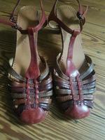 COMMA Riemchen Sandale Pumps rot 42 Eimsbüttel - Hamburg Eimsbüttel (Stadtteil) Vorschau