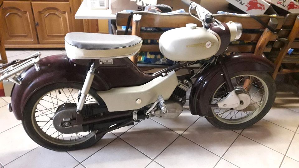 Simson Spatz SR4-T mit Pedale Moped Mofa 1964 in Brotterode