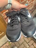 Damenschuhe Marke Nike Hessen - Rotenburg Vorschau