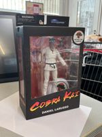 Neu Diamond Select Cobra Kai Daniel Larusso Action Figure Berlin - Tempelhof Vorschau