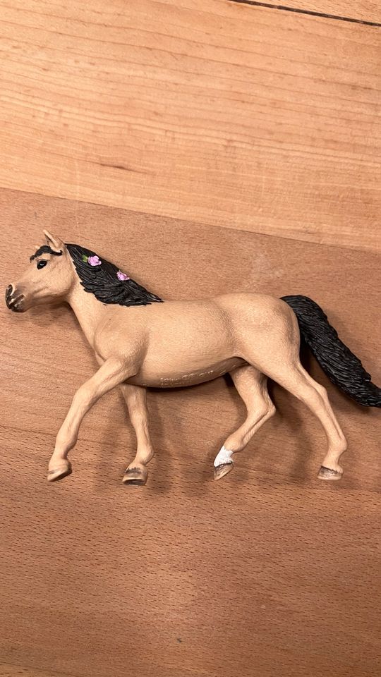 Schleich® SCHLEICH HORSE CLUB CONNEMARA PONY STUTE in Meerbusch