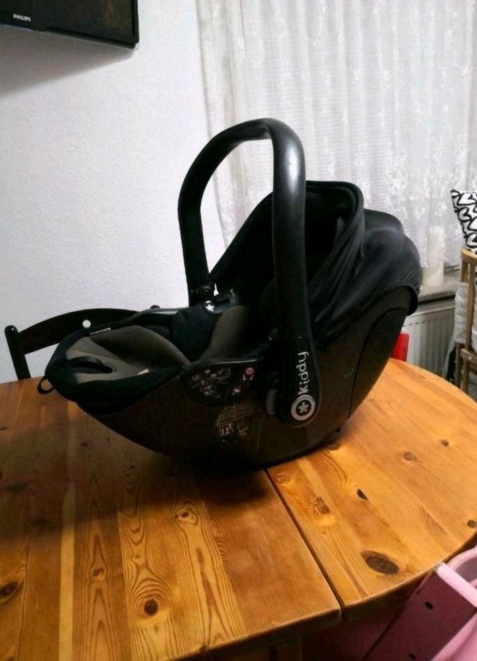 Versand Kindersitz Babyschale Schale Kiddy Evo-Lunafix Isofix) in Hamburg