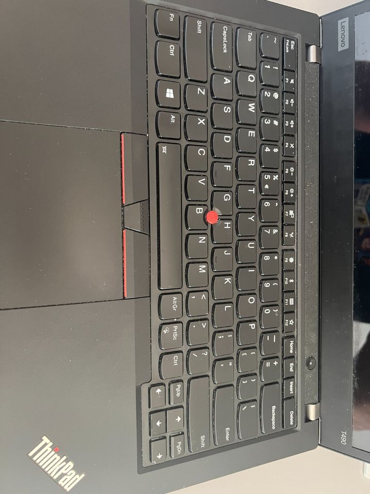Laptop, Keyboard and Mouse in München