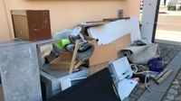 Entsorgung Holz Sperrmüll Laminat Teppiche Kartons Müll Nordrhein-Westfalen - Düren Vorschau