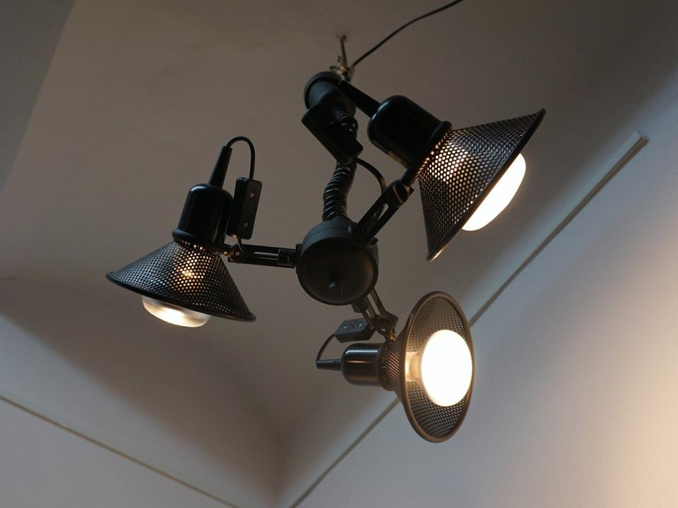 Hängelampe 90er Jahre Spiralkabel Spot höhenverstellbar in Dresden
