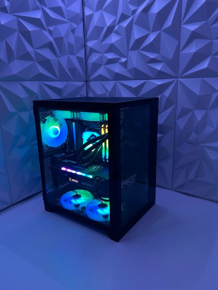 Gaming PC + Garantie // RTX 4070 // AMD Ryzen 5 7600X // 32GB in Herne