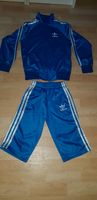 adidas Trainingsanzug in blau, Größe 146-152 Berlin - Hohenschönhausen Vorschau