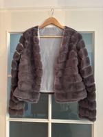 Neuwertige Kuscheljacke grau w. neu Jacke S 170 / 176 / 34 / 36 Hessen - Bad Soden am Taunus Vorschau