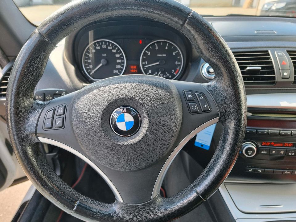 BMW 116 i - Facelift - Xenon - Klima - PDC - Sitzheizung in Hof (Saale)