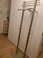 Garderobe mit Bügeln Niedersachsen - Aurich Vorschau