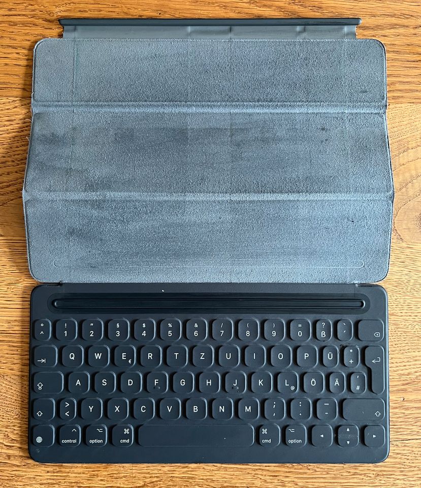 Original Apple Tastatur für iPad pro A1701 - Defekt an Bastler - in Hannover