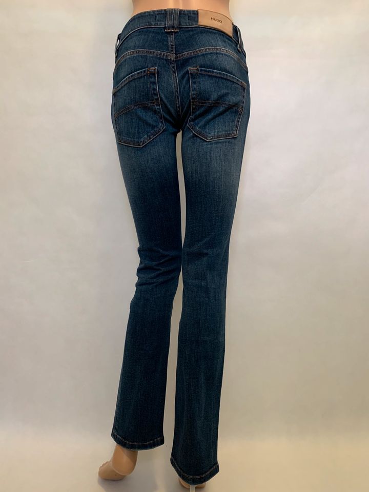 HUGO BOSS DAMEN HOSE JEANS IN BLAU  Größe: 24/32 in Haan