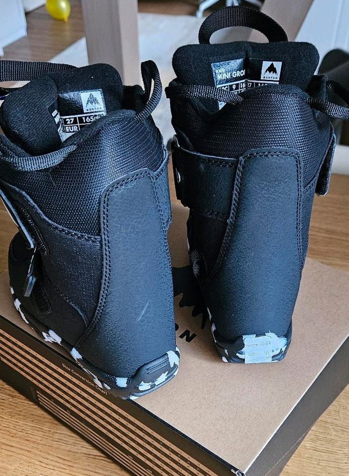 Snowboard Boots Burton Mini Groom, Größe 10C in Freudenstadt