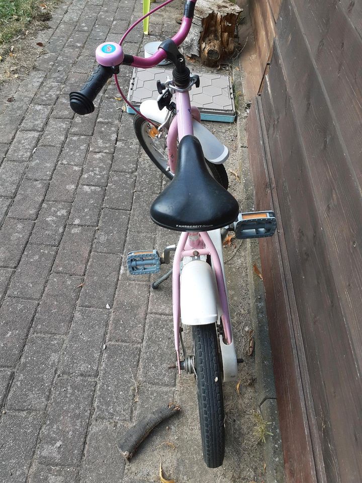 Mädchen Fahrrad 16 Zoll in Kastorf