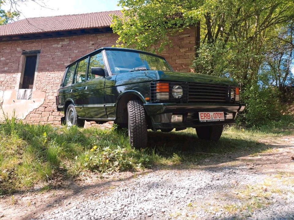 Rangerover Oldtimer in Höchst im Odenwald