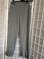 Uniqlo Anzug Hose Stretch grau xs 34 Stoffhose München - Au-Haidhausen Vorschau