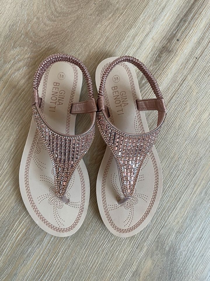 Sandalen Flip Flop Zehentreter von Gina Benotti Größe 38 in Braunschweig