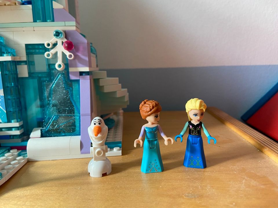 Lego Elsas magischer Eispalast + Eisspielplatz - Frozen/Disney in Leipzig