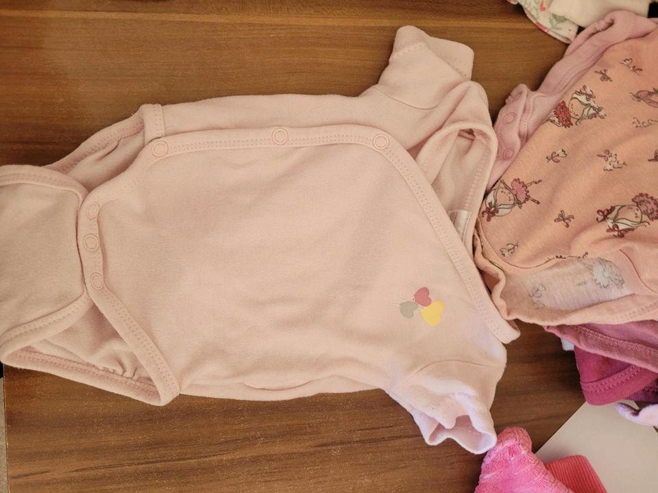 Babysachen für Mädchen in Magdeburg