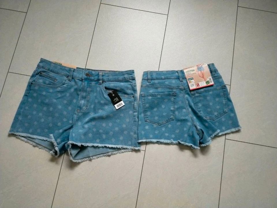 Jeans Shorts Damen neu 36 & 46 in Wuppertal