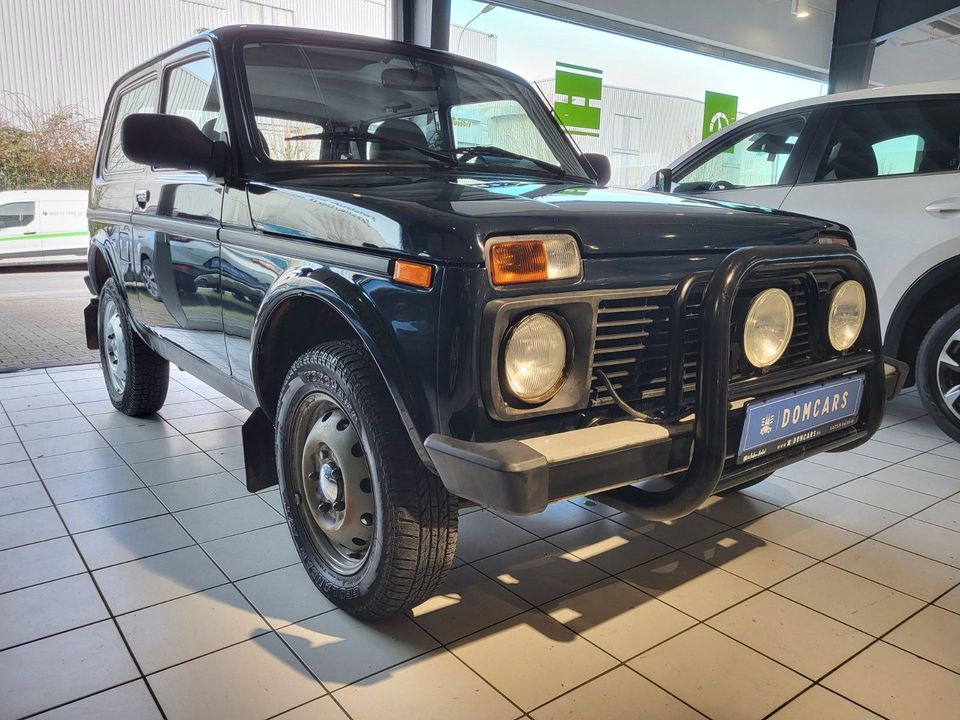 Lada Taiga Niva 4x4 *GARANTIE+ALLRAD+SERVO+EURO 5 * in Pulheim