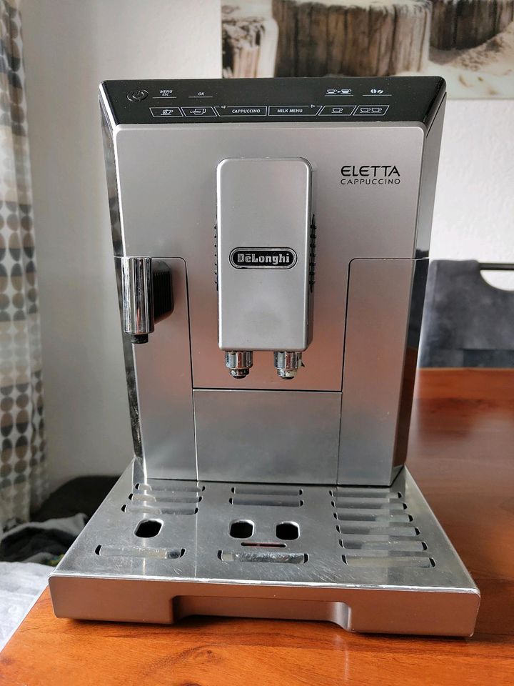 DeLonghi Kaffeevollautomat in Ostrach