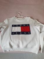 Sweatshirt von Tommy Hilfiger Gr.M weiß Berlin - Charlottenburg Vorschau