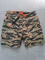 Superdry Chino Shorts inkl Gürtel Niedersachsen - Delmenhorst Vorschau