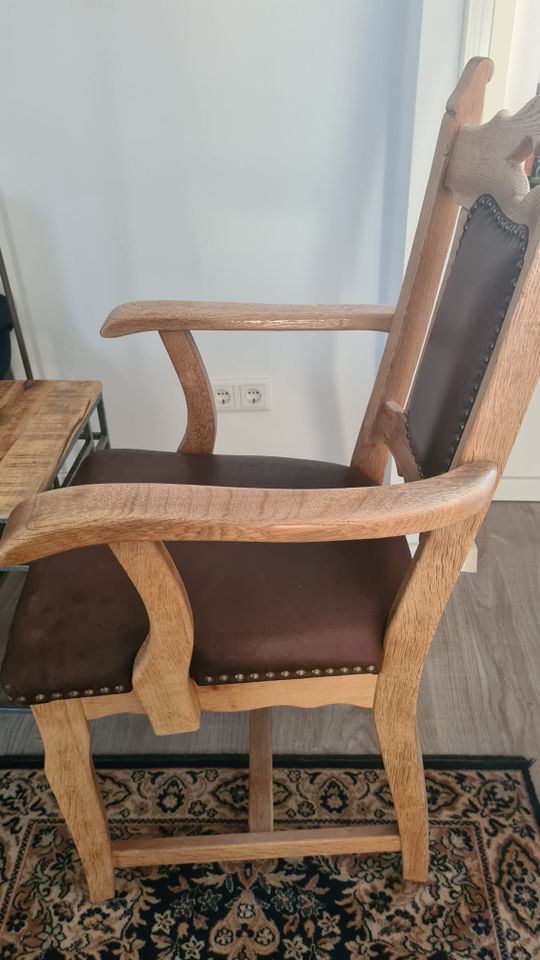 Stuhl aus Massivholz breite 40 cm in Bochum