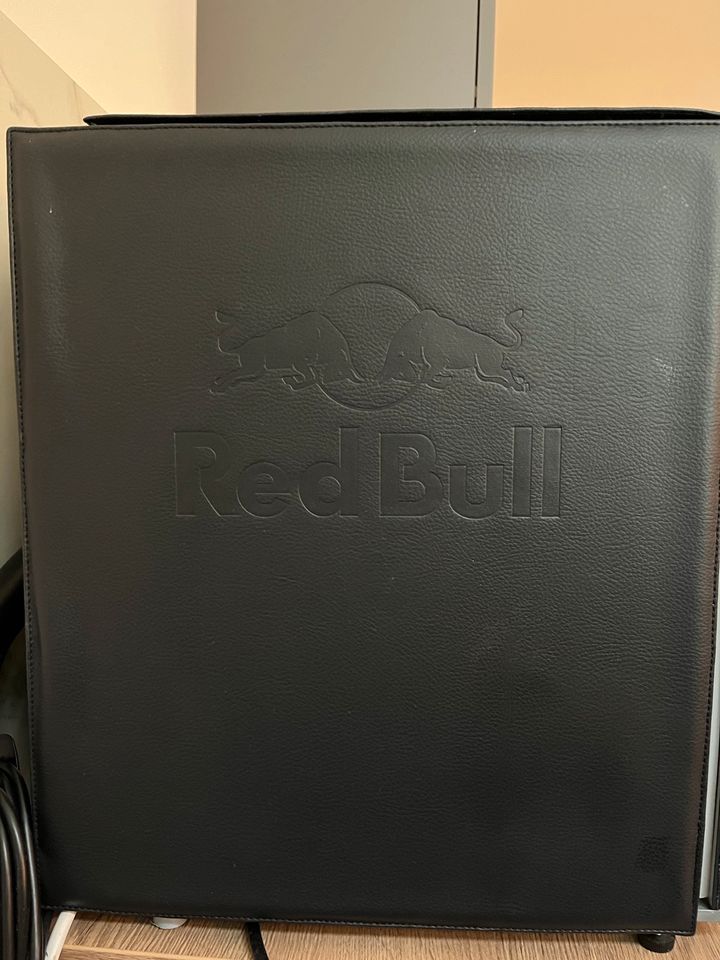 Red Bull Kühlschrank //schwarz mit Kunstlederbezug in Dresden