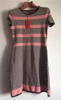 Hugo Boss Strick Kleid Sumette rot Schwarz Gr. L NEU West - Nied Vorschau