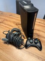 Xbox 360 Bundle mit Controller und allen Kabeln 120Gb Hannover - Südstadt-Bult Vorschau