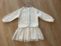 Zara Mädchen Kinder Kleider in beige / Creme Gr 104 und 110 Nordrhein-Westfalen - Niederkassel Vorschau