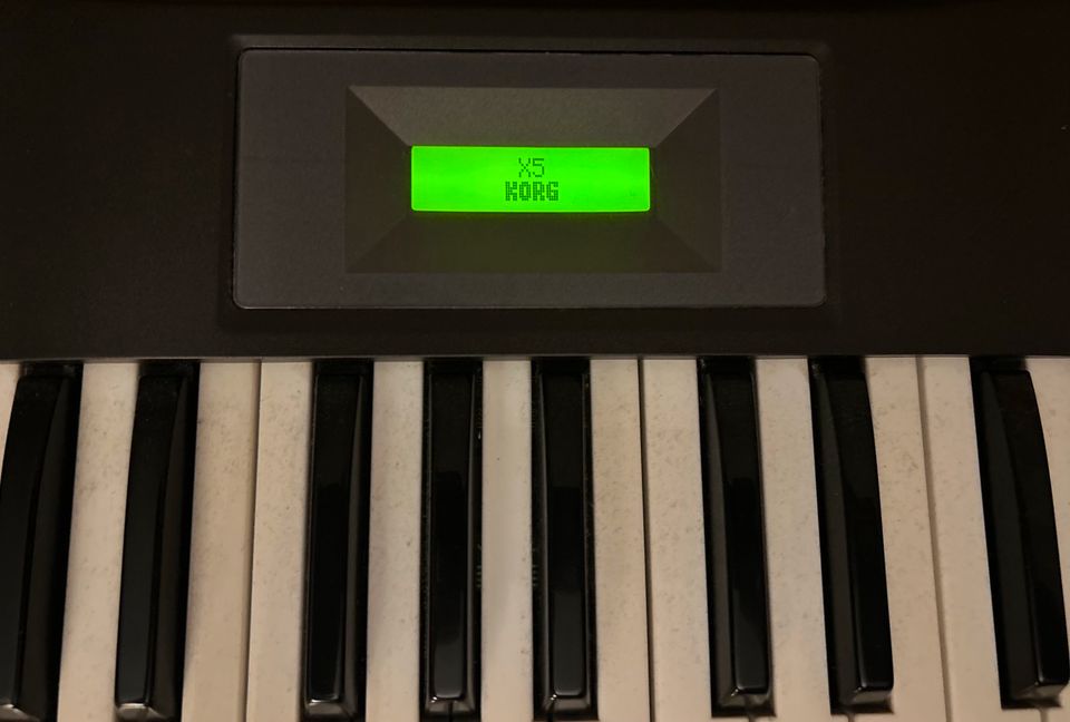 KORG X5 Synthesizer OVP Rarität mit allem Zubehör Originalrechnun in Neubrandenburg