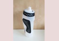 Nike HyperFuel Wasserflasche, 0,7L, BPA free, nur 1 Mal benutzt Kr. Dachau - Markt Indersdorf Vorschau