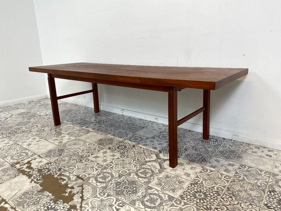 WMK Stilvoller und sehr gut erhaltener großer skandinavischer Couchtisch in Teakholz # Tisch Wohnzimmertisch Coffee Table Mid-Century Vintage Loft Danish Design Scandinavian Teak # Lieferung möglich in Berlin