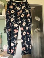 C&A Schlupfhose Gr. 52 Nordrhein-Westfalen - Hilden Vorschau