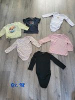 Verschiedene Mädchen Kleidung Gr.56-104, je Teil 1€ Nordrhein-Westfalen - Verl Vorschau
