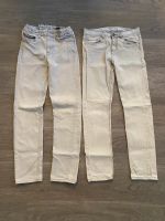 2 Mädchen Jeans Gr. 158 H&M Tom Tailor in hellgrau Schleswig-Holstein - Lübeck Vorschau