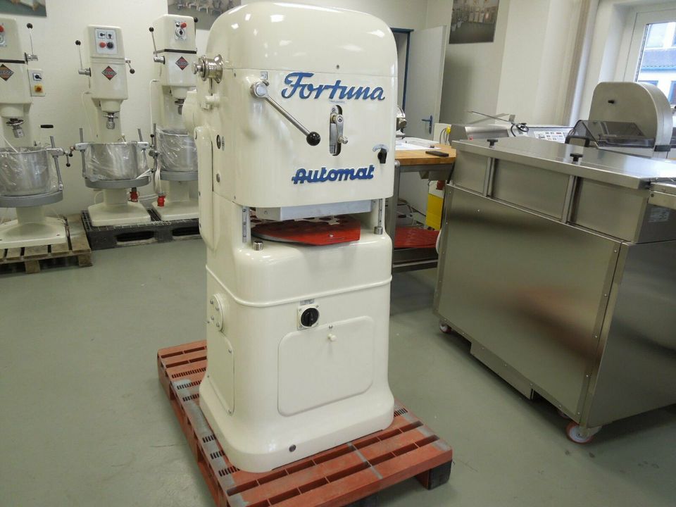 Teigteil-und Wirkmaschine  FORTUNA A3 Automat in Quickborn