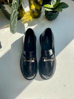 schwarze Loafers mit goldener Schnalle Hamburg - Hamburg-Nord Vorschau