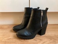 H&M Boots 39 schwarz Kunstleder Stiefeletten Absatz Blockabsatz Dortmund - Körne Vorschau