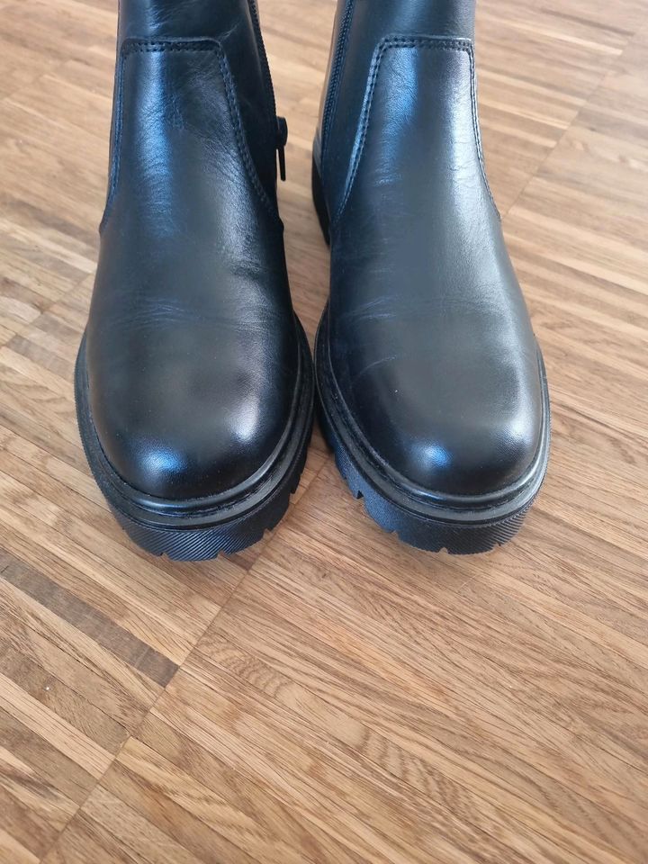 NEU Bullboxer Boots Stiefelette Gr.38 in Stockstadt a. Main