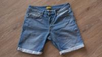 Jack and Jones kurze Jeans Gr. M Bayern - Feldkirchen-Westerham Vorschau