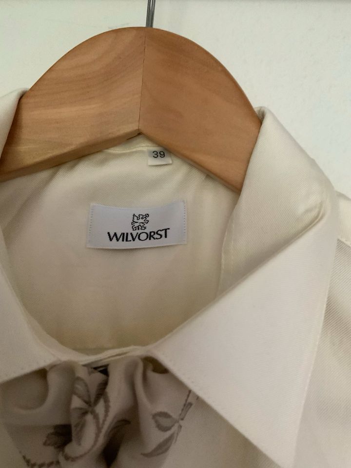 Wilvorst Anzug Hochzeit Hochtseitsanzug Hemd Weste Plastron Gr 48 in Eningen