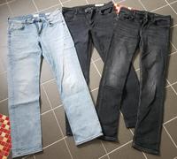 3 Jeans Hosen 32/32 Niedersachsen - Aurich Vorschau